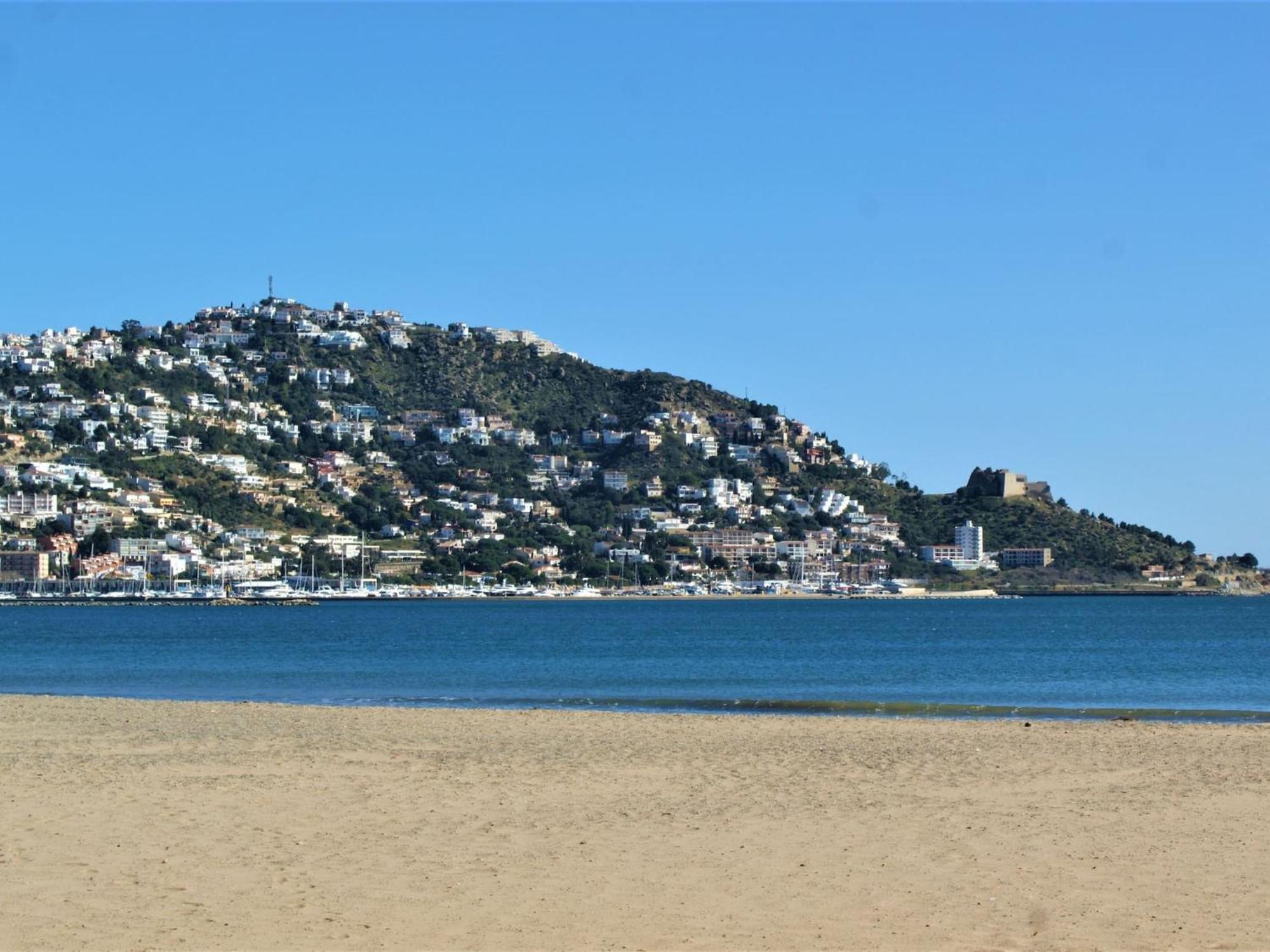 Apartamento En Roses A 2 Min De La Playa Con Vistas Al Mar Av-18 ז'ירונה מראה חיצוני תמונה
